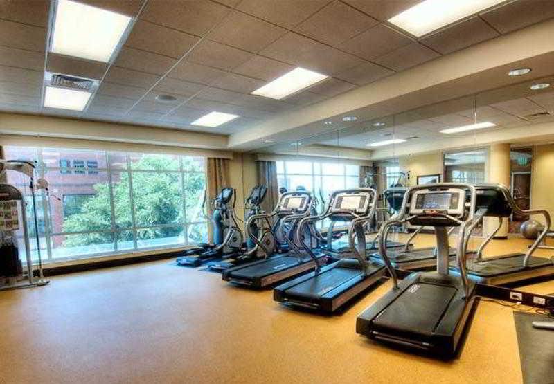 Courtyard By Marriott Greenville Downtown Удобства фото