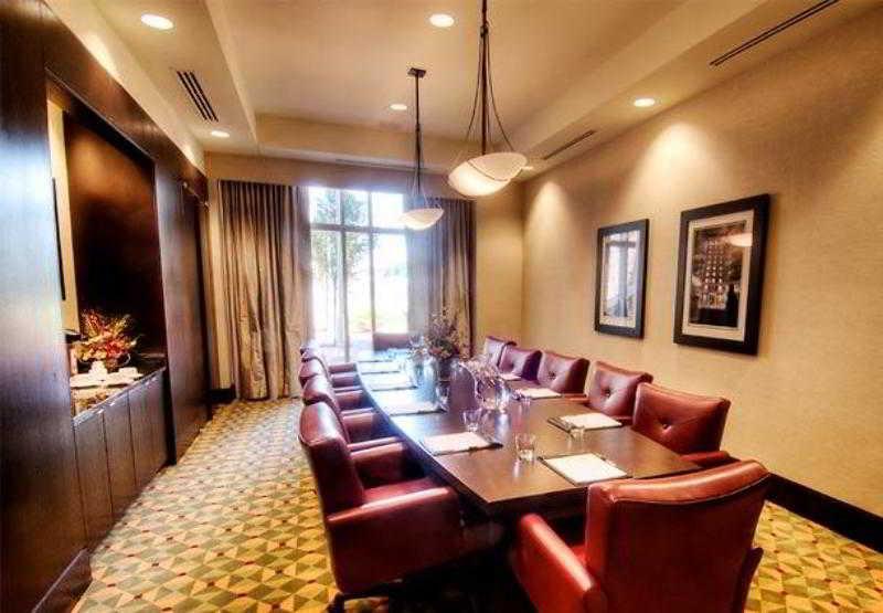 Courtyard By Marriott Greenville Downtown Экстерьер фото