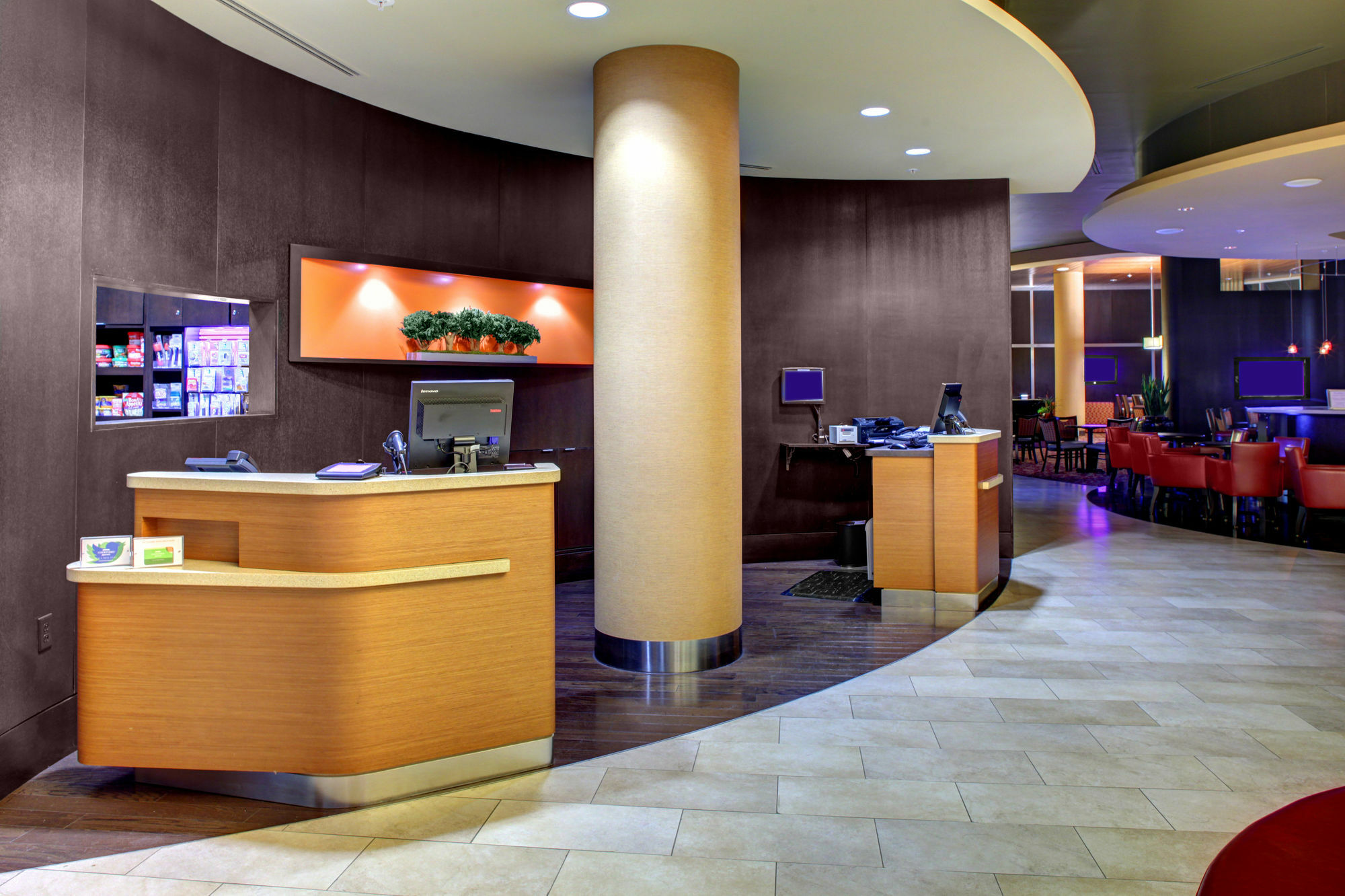 Courtyard By Marriott Greenville Downtown Экстерьер фото