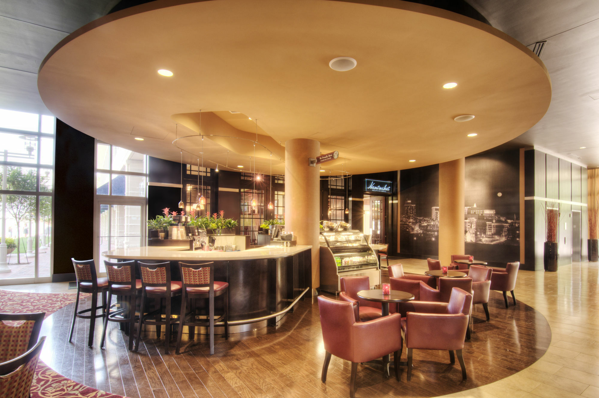 Courtyard By Marriott Greenville Downtown Экстерьер фото